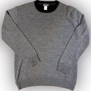 Patagonia Gray/black Crewneck 100% merino wool sweater